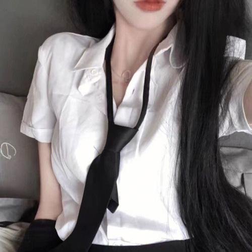 掌心牢笼